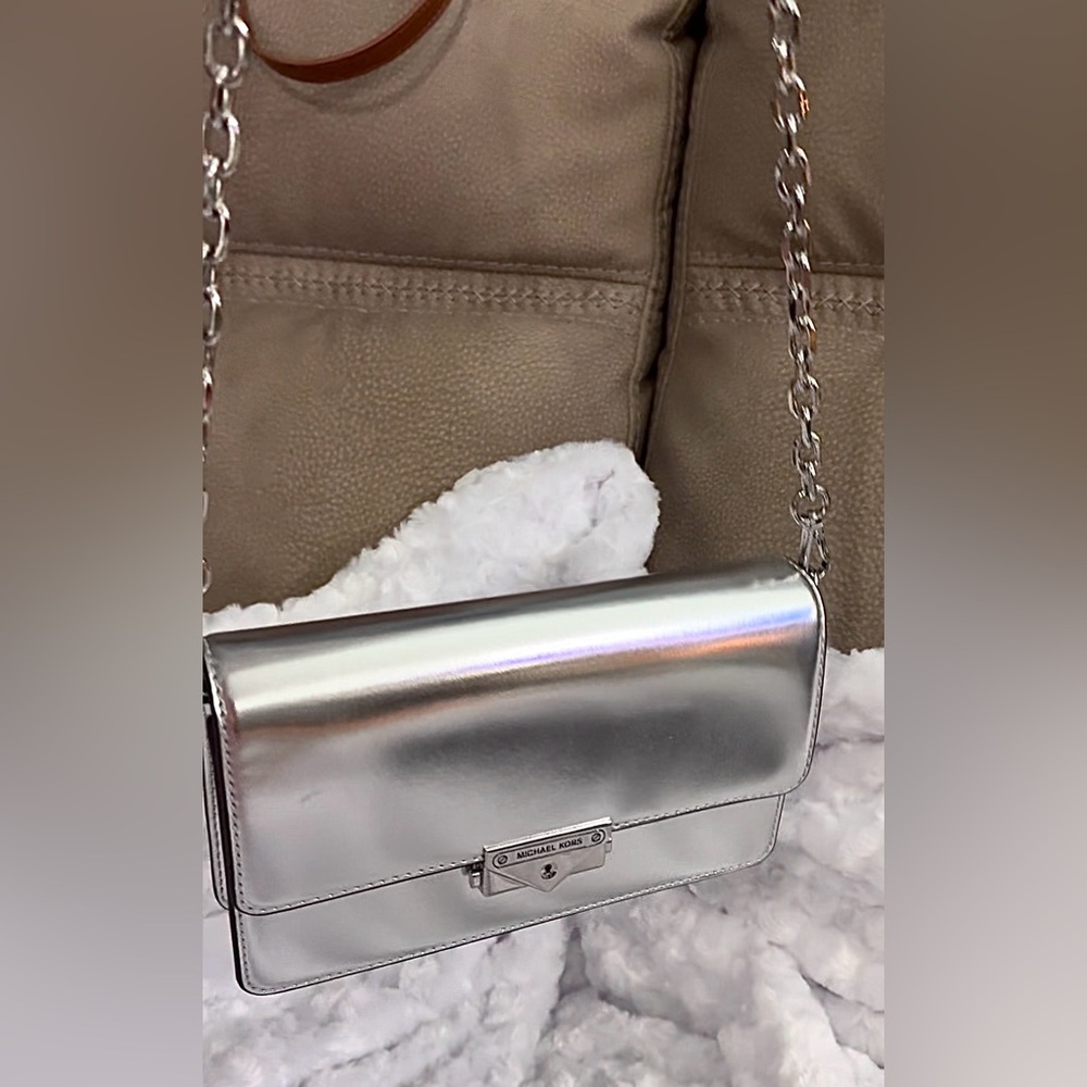 $448 MSRP NWT MK Cece Clutch Crossbody With Detachable Silver Chain Link Strap - Picture 7 of 17